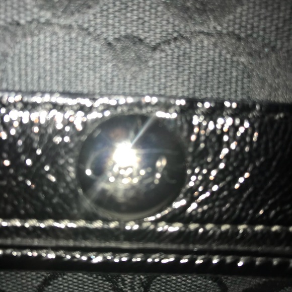 Black coach purse with patent leather trim - Picture 3 of 8